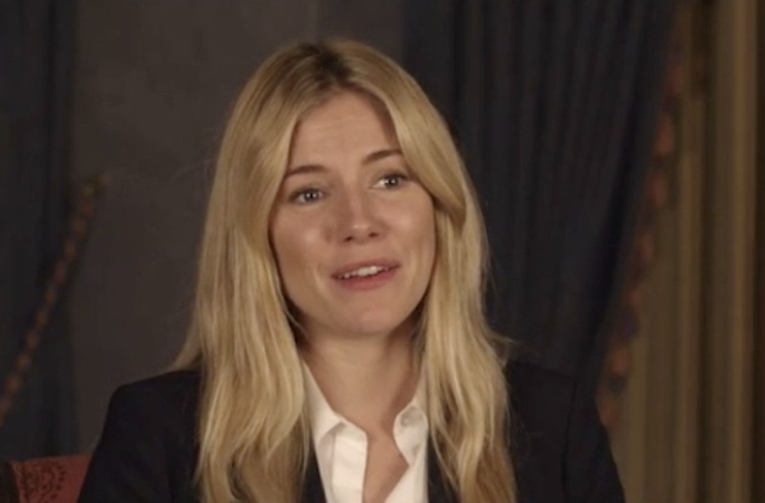 Jet Lag - Interview Sienna Miller VO