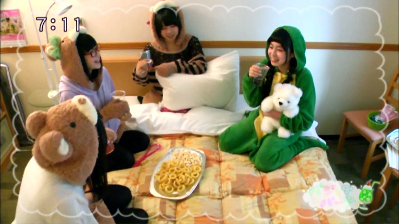 sakusaku.15.03.23 (2)　シーちゃんのパジャマパーティー　でもゴジラ