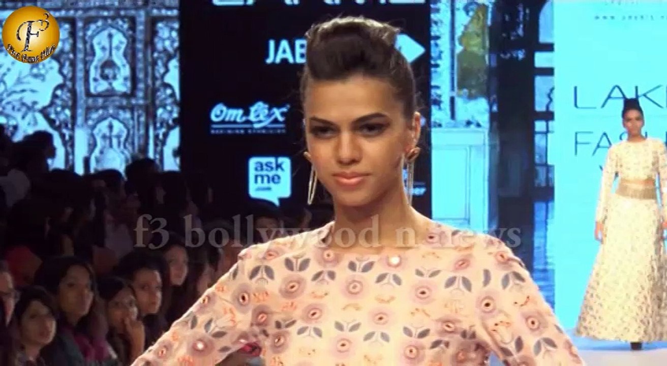 TAMMANA ON RAMP FOR PAYAL SINGHAL AT LFW 2015 DAY 4