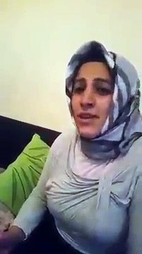 Yürüyorum dikenlerin üstünde