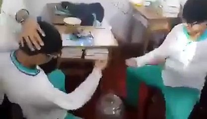 Bechara bura phas gya