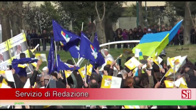 Napoli - L'arrivo di Papa Francesco a Scampia (21.03.15)