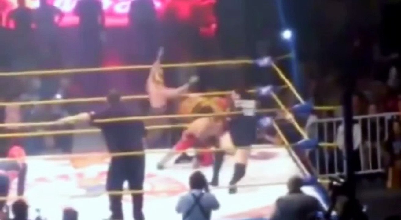 Un célèbre catcheur mexicain meurt sur le ring à la suite d'un mauvais coup