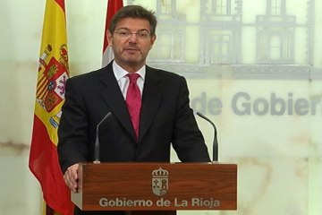 Catalá felicita a Díaz por no desgastarse con corrupción