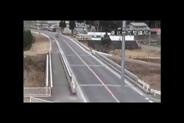 very Close,  During Japanese Tsunami  Video - dailymotion