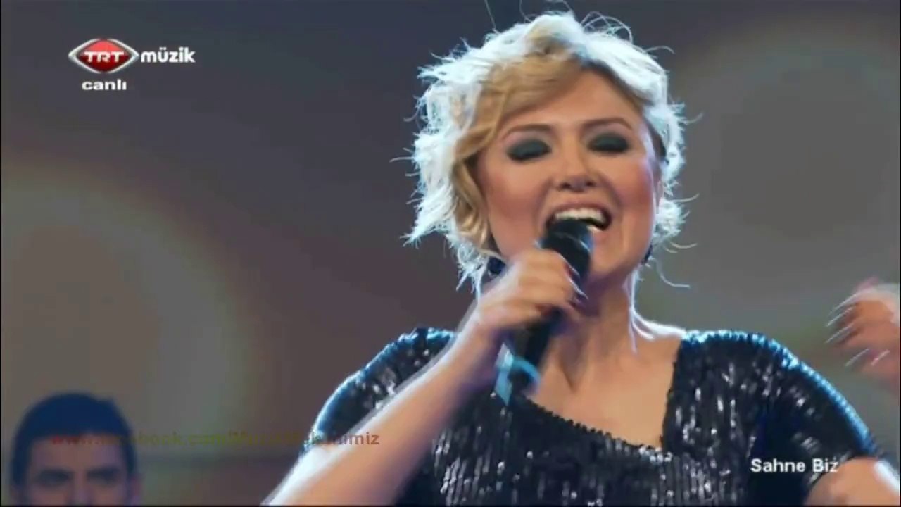 ÖZGÜR EREN - EĞİLMEZ BAŞIN GİBİ