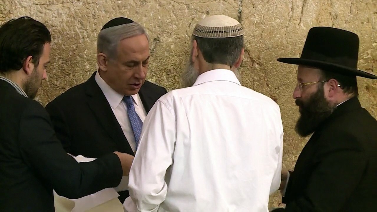 Netanyahu garante maioria para formar governo
