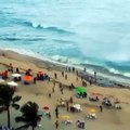 a tornado of water surprised the bather of the beach gives piedade, in the Brazilian city of recife on. Despite the very spectacular of this meteorological phenomenon and of the damage they caused, no one was seriously injured