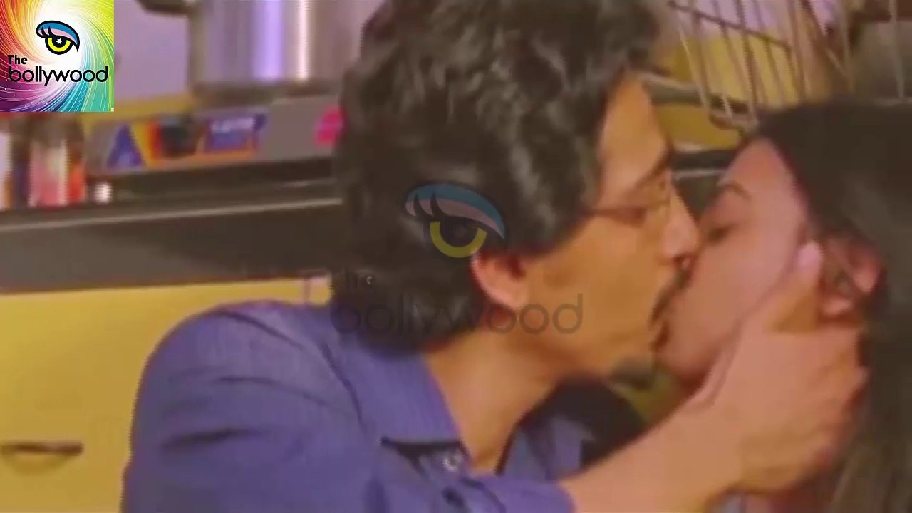 Hunterrr | Radhika Apte And Gulshan Devaiah Bold Kiss Scene - The Bollywood