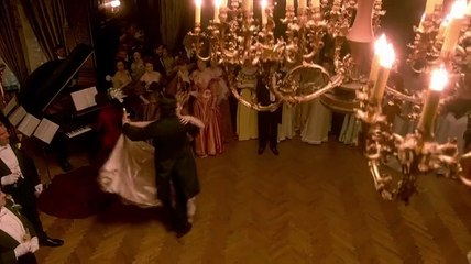 CRIMSON PEAK - Bande-annonce