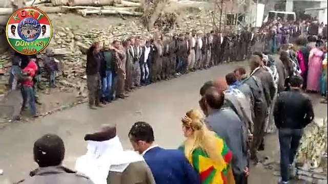 ŞIRNAK ULUDERE UZUN GEÇİT HALAYLARI KAR YAĞDIAMA HALAY DURMADI