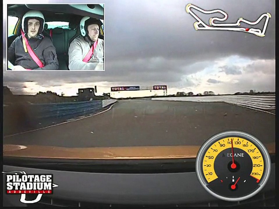 Votre video de stage de pilotage B057210315PSTA0048
