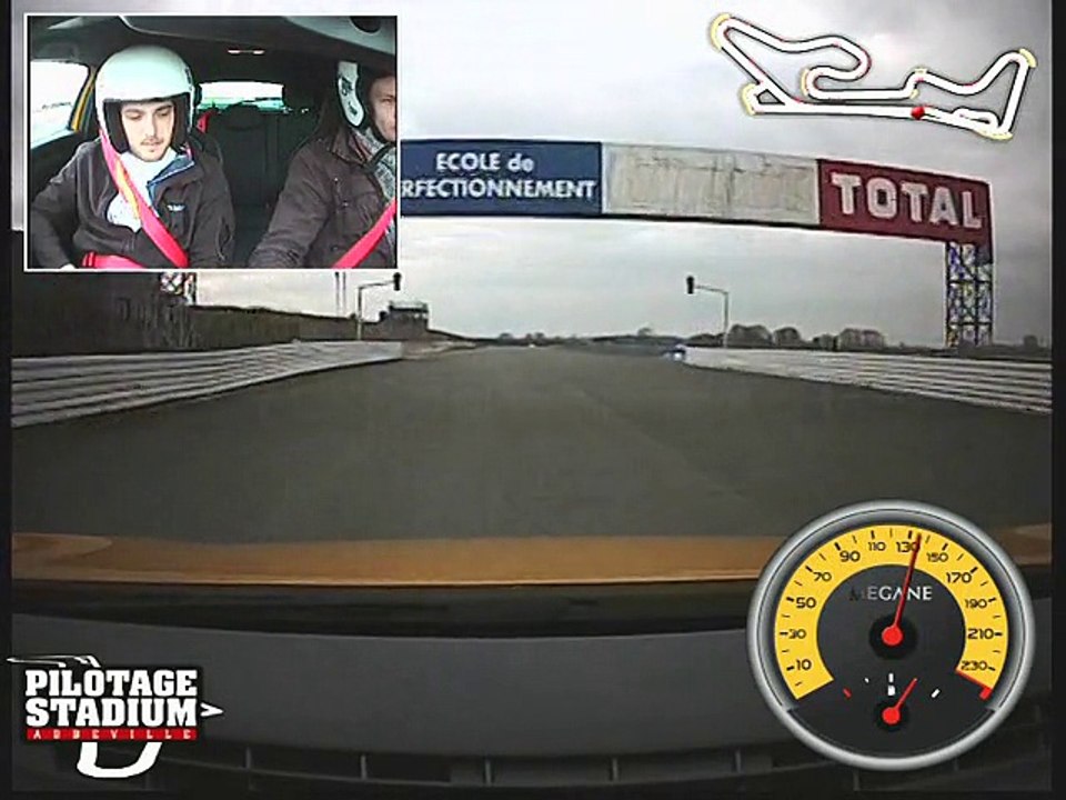 Votre video de stage de pilotage B057220315PSTA0031