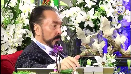 PKK’nın silah bırakacağını söyleyerek halkı oyalamaktır.