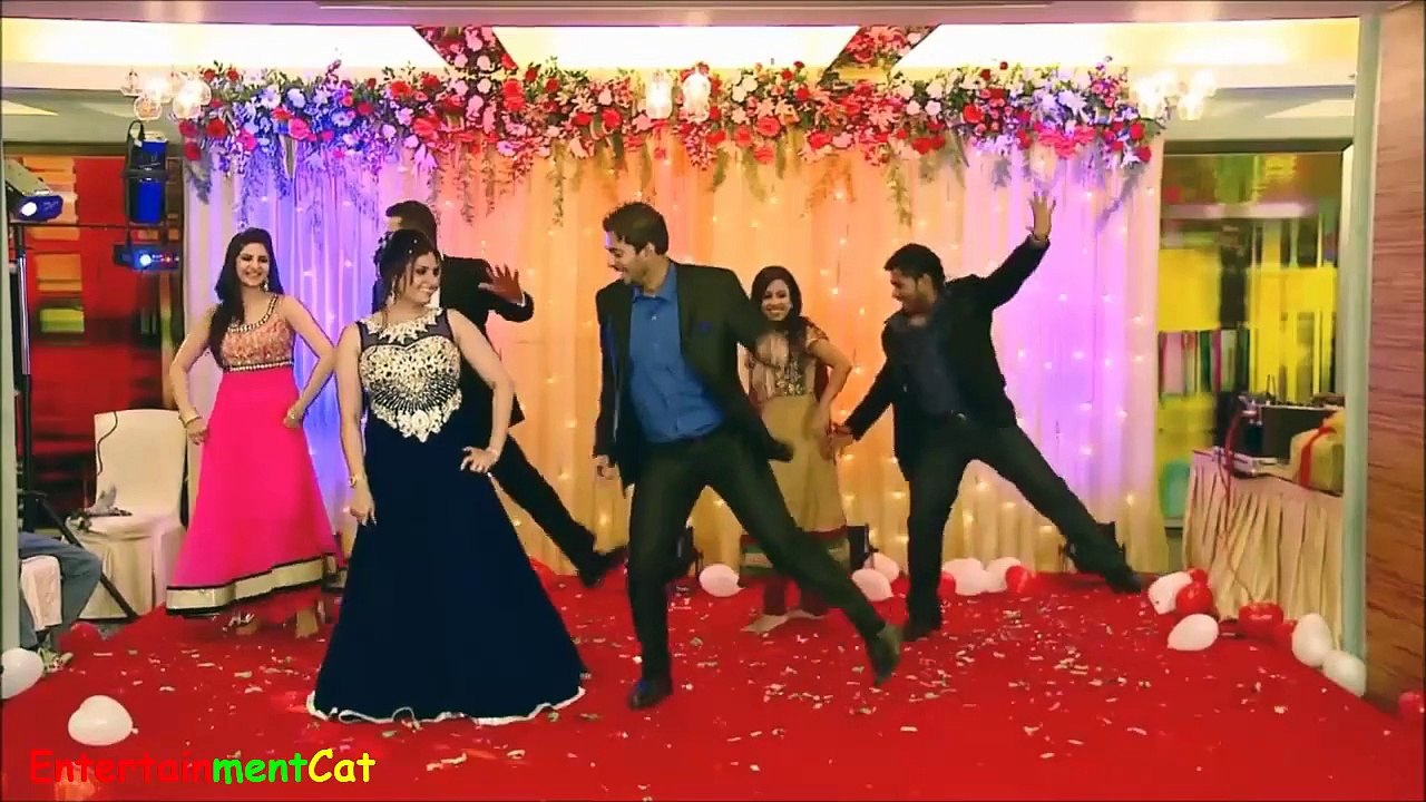 Dehli Wali GirlFriend - Couples Mast Dance Wedding Ceremony