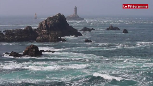 Kayak de mer. Frissons dans le Raz de Sein