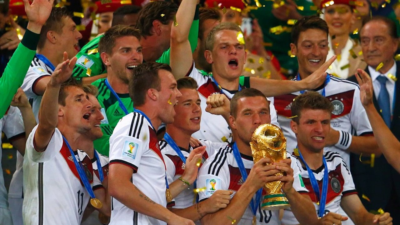 FOOTBALL: Friendlies: Italien: Mancini gegen Ausländer in Squadra