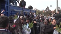 Ücretsiz Dağıtılan 5 Bin Fidan 30 Dakikada Tükendi