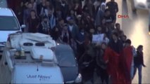 Antalya 10 Kişiye Açılan 'İzinsiz Yürüyüş' Davasında, 12 Polis 'Yaralı' Gösterildi-Arşiv