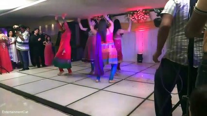 Desi Girls Dancing On Stage