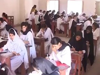 EXAM GIVEN BY A GIRL CHEATING - Indian College Leaked Video