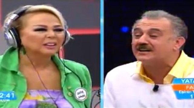 Safiye Soyman - Faik Çifti Gülmekten Kırdı Geçirdi