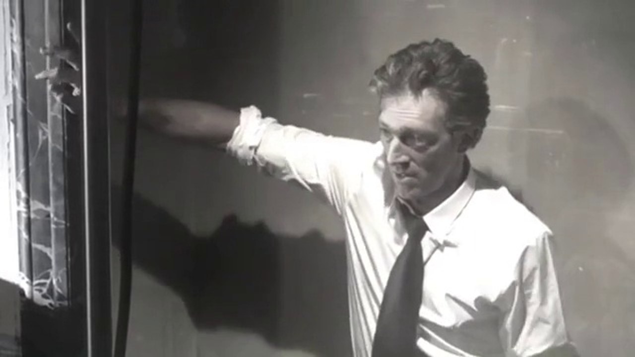 Vincent Cassel en couverture de Première : les coulisses du shooting (2010)