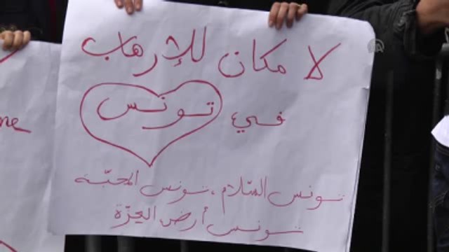 İtalya Dışişleri Bakanı Gentiloni, Bardo Müzesini Ziyaret Etti