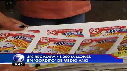 Gordito de Medio Año se vende de la mano con “agüizotes” de La Sele