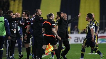 İşte Emre Belözoğlu ile Slaven Bilic Arasında Yaşananlar