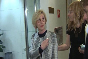 Rosa Díez no pide el escaño de sus diputados críticos