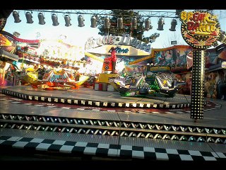 le break dance extreme a la fête foraine de dunkerque 2014 2015