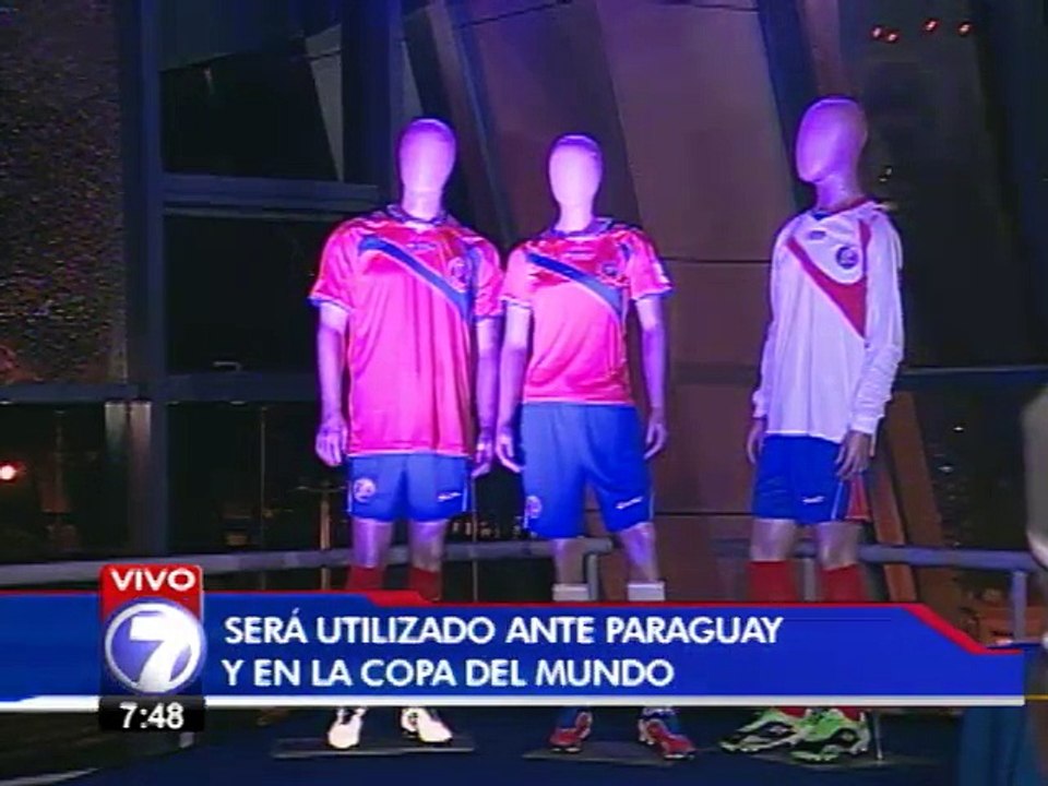 Selección presentó uniforme que llevará a Brasil