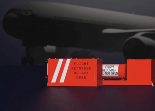¿Cómo funcionan las cajas negras de los aviones?