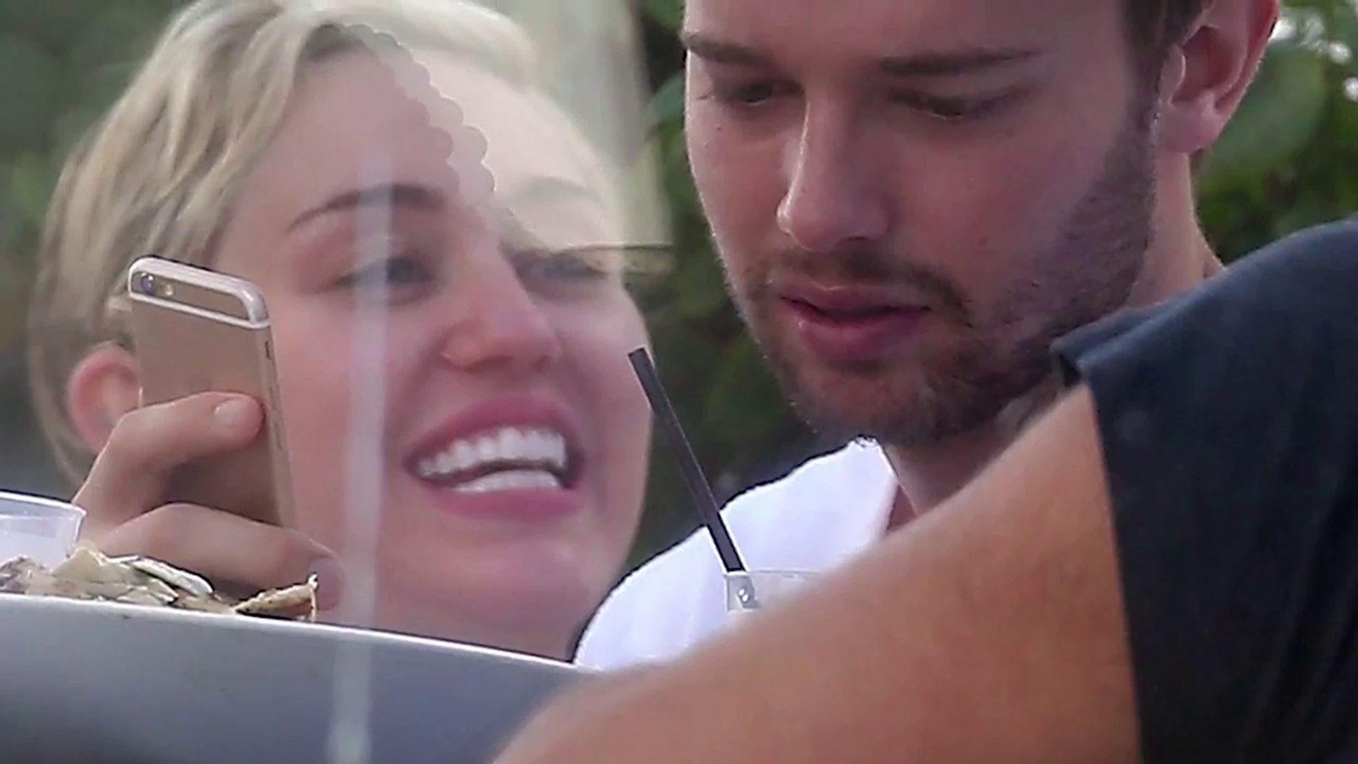 Miley & Patrick Reunion Romantic Dinner Date 2015
