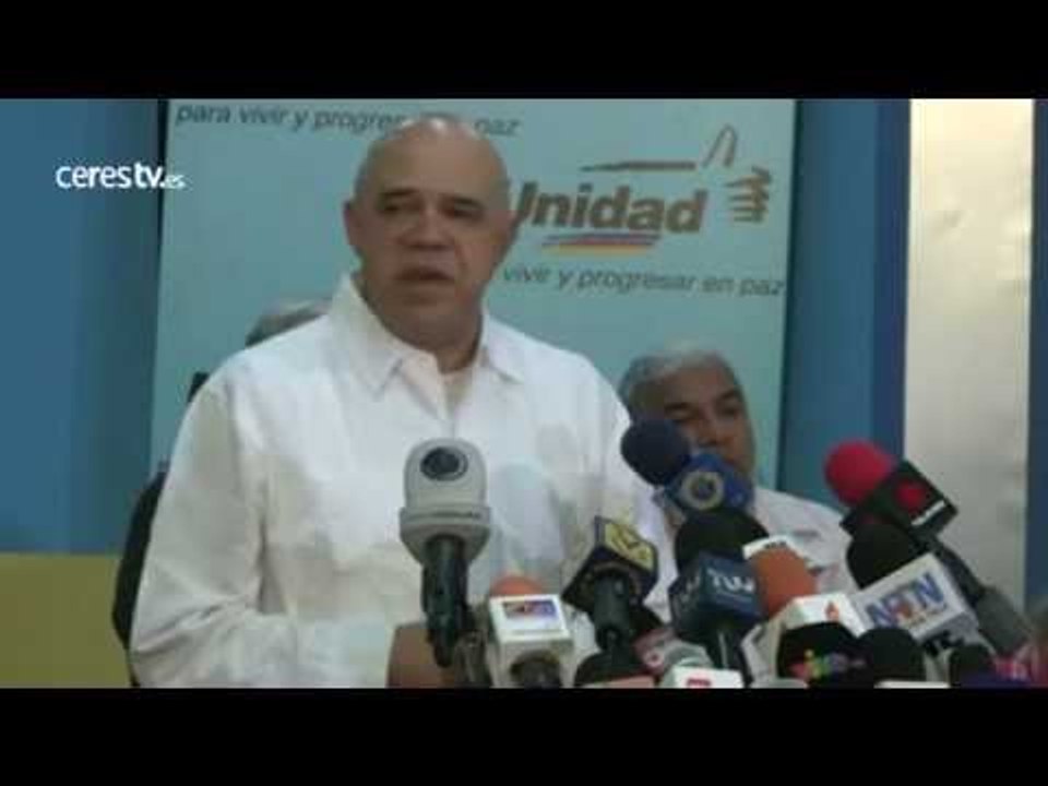Maduro dice que medios televisivos venezolanos están involucrados en una conspiración en su contra