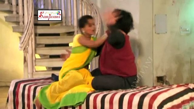 HD तनियो सा जाई त बहुते दुखाइ - 2014 New Hot Bhojpuri Song - Guddu Rangila, Radha Panday