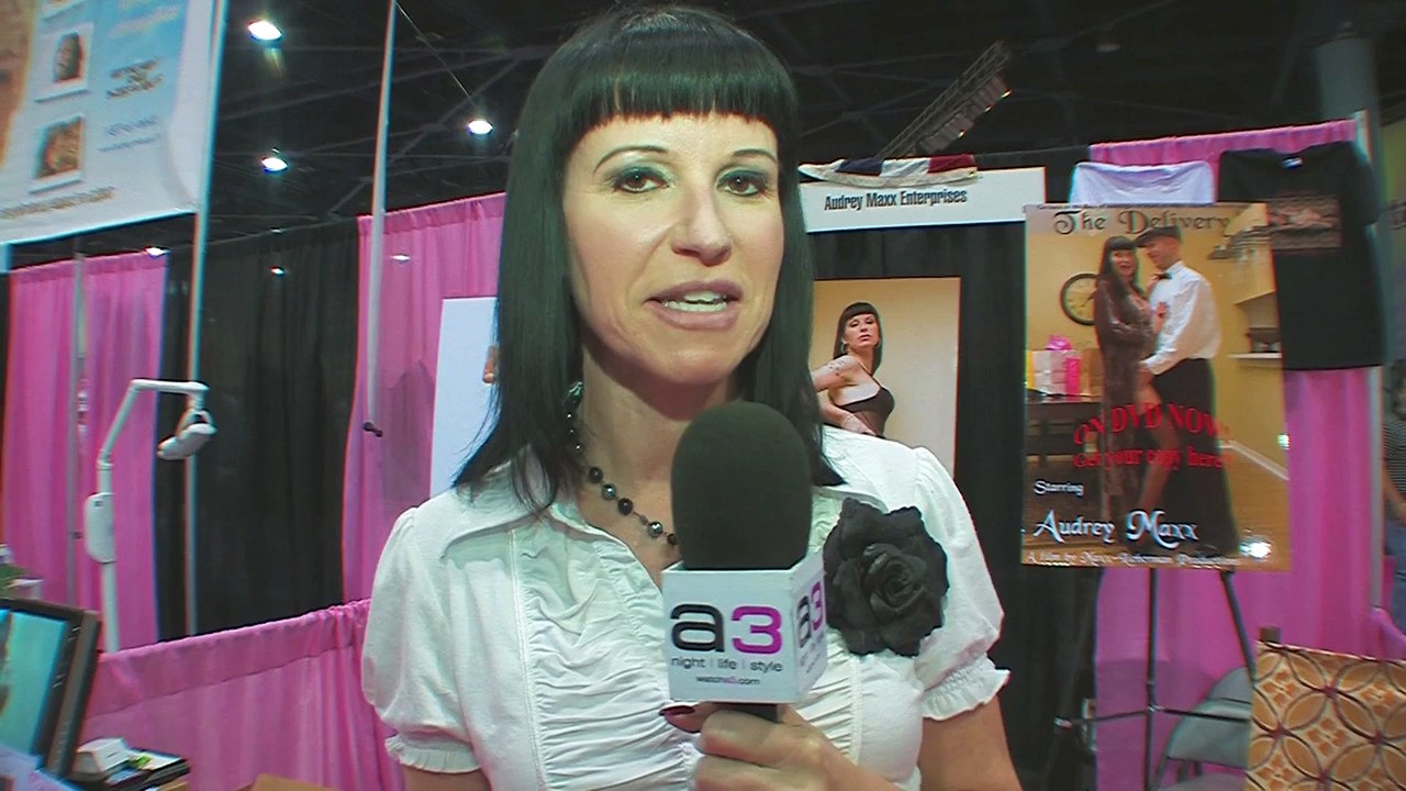 Girls Talk Dirty! 'Audrey Max'