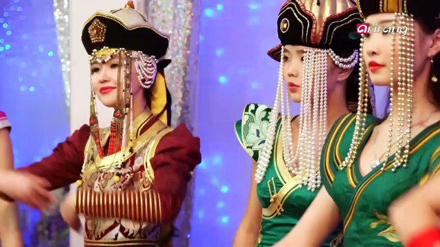 Asian women challenge with high-esteem 자신감을 갖고 도전하는 아시아 여성들