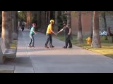 SkateBoard sans planche : The Sidewinding Circular Skates