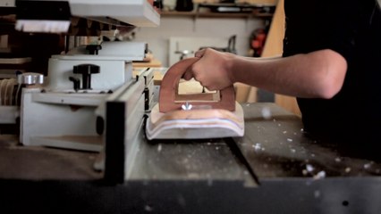 Skateboard écolo à base de seaux en plastiques : THE BUCKET BOARD