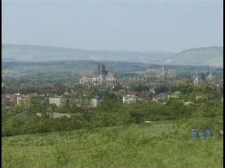 2 - En passant à Villeneuve-sur-Yonne