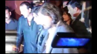 Top 2014 Video - Shahrukh Khan post Drunk Fight - Video Dailymotion