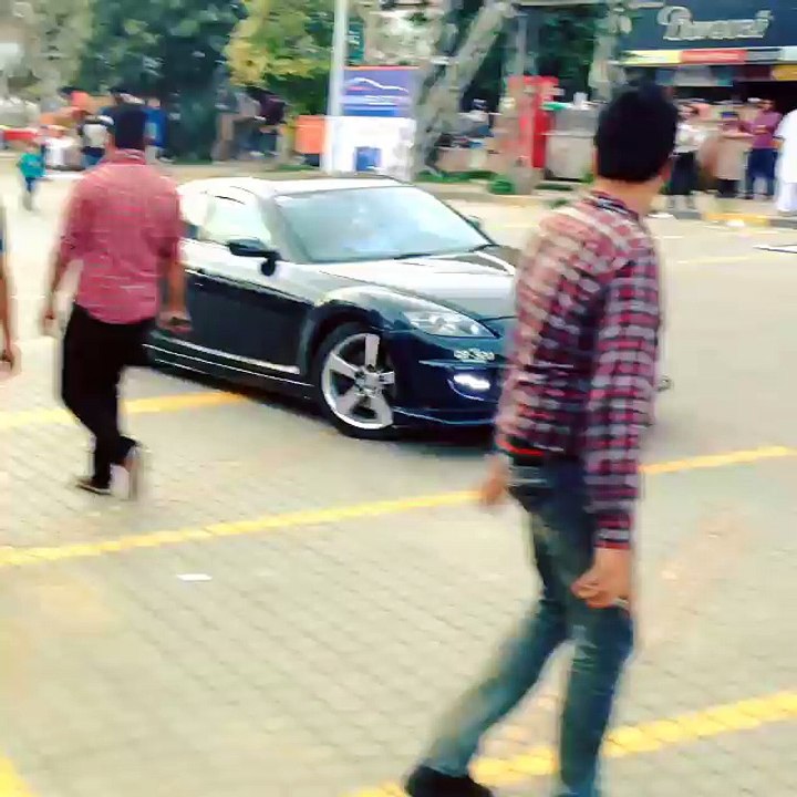 Rx8 drifting at pakwheels Lahore auto show 2015
