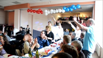 Ozan. Classes en cinq. Le repas.