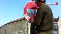 Des panneaux de circulation relookés avec humour à Villabé (91)
