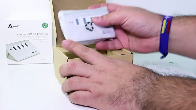 Unboxing Aukey PREMIUM USB 4 Ports 3.0 ($16.99)