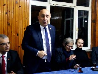 Engin Özkoç geyve köylerinde vatandaşlara söz verdi.