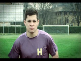 Futbolistas imitan a los hermanos Koriotto en un comercial