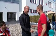 Zinedine Zidane est avec Pep Guardiola à l'entraînement du Bayern Munich